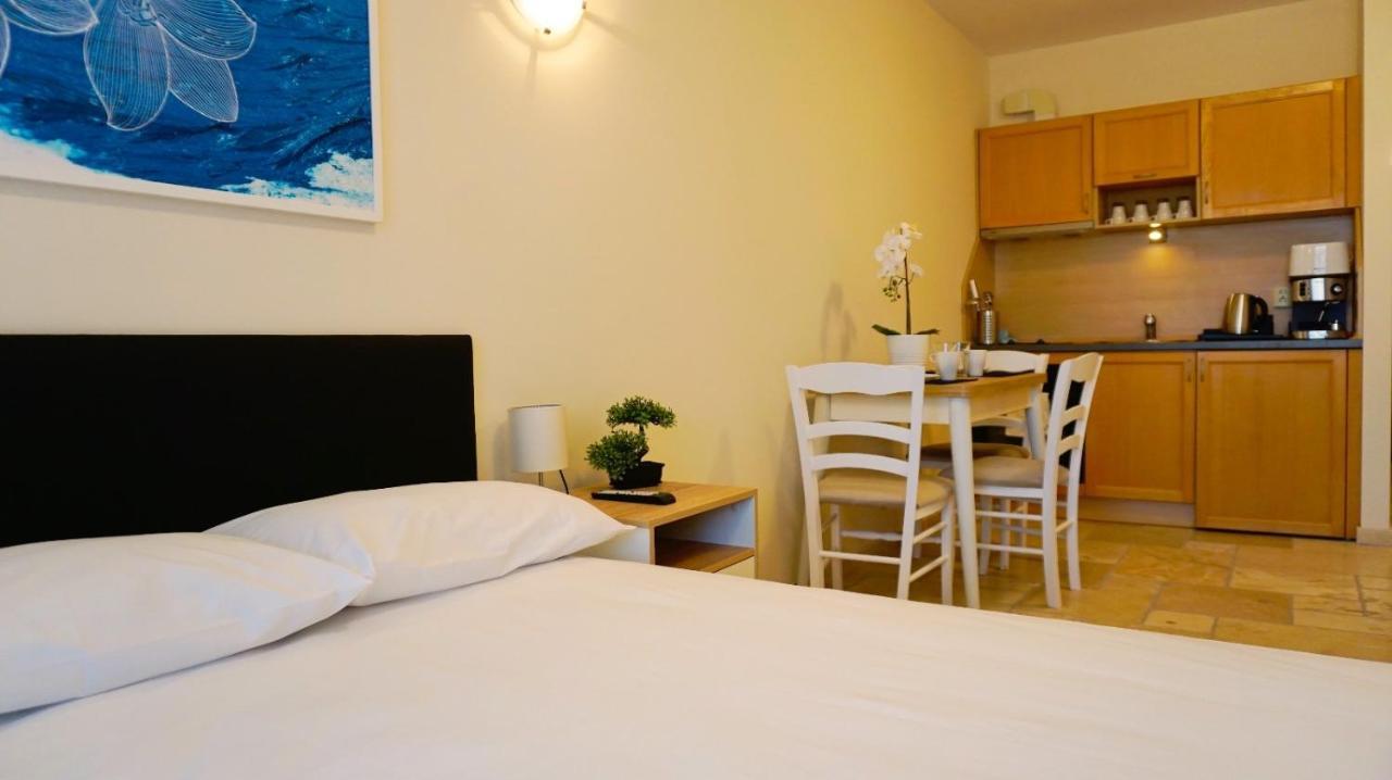 Hc Apartments Kaliakria Topola Extérieur photo